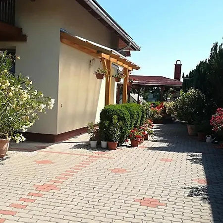 Haus Marika 4*