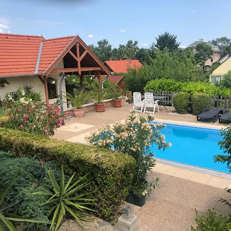 Haus Marika 4*